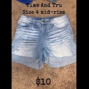 Time n Tru jean shorts. Size 4 mid-rise